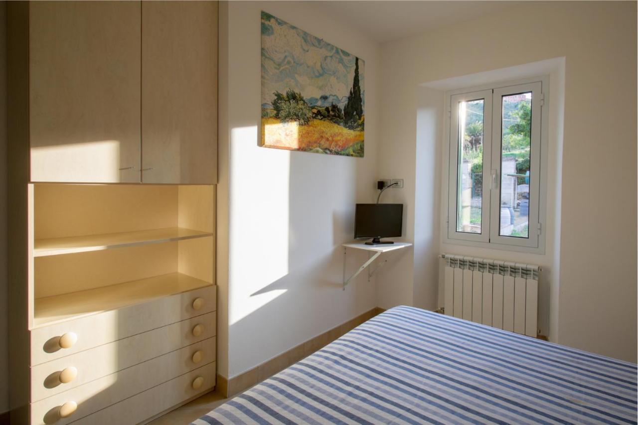 La Quercia Casa Vacanza Imperia Luaran gambar
